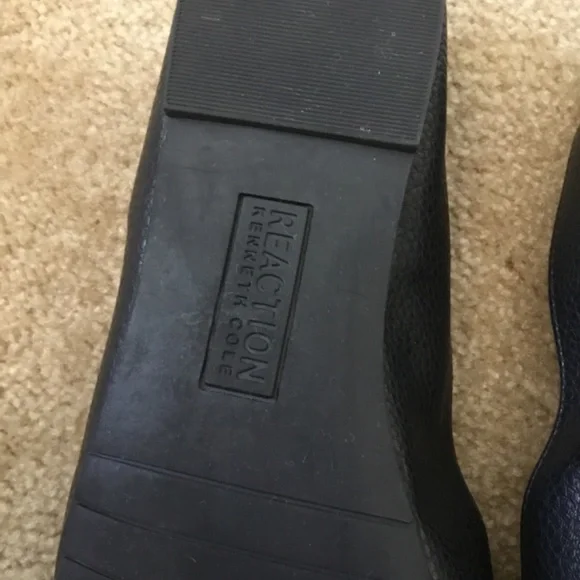 Kenneth Cole Reaction Flash Time Loafers - Picture 4 of 10